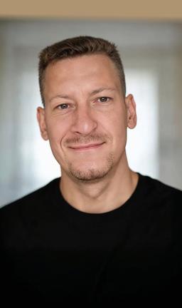Андрей Нолава